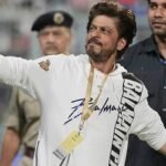 আমিরাতের টি-টোয়েন্টি লিগেও দল কিনলেন শাহরুখ খান