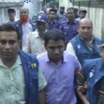 ঘুষের টাকা নেওয়ার অভিযোগে কলকারখানা পরিদর্শন কর্মকর্তা আটক