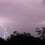নওগাঁয় ধান কাটতে গিয়ে বজ্রপাতে ২ জনের মৃত্যু