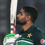 বাবরের যে রেকর্ড বিশ্বের আর কারও নেই