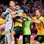 রোমাঞ্চকর টাইব্রেকার জিতে বিশ্বকাপে অস্ট্রেলিয়া