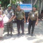 কুড়িগ্রামে আনসার-ভিডিপি’র উদ্যোগে বন্যার্তদের ত্রাণ বিতরন