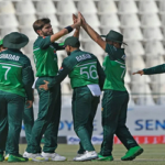 ভারতকে পেছনে ফেলল পাকিস্তান