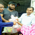 সিলেট নগরীর নবগঠিত ৩২ নং ওয়ার্ডের  বন্যার্তদের মাঝে ত্রাণ বিতরণ