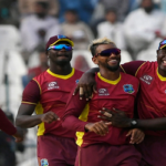 বল হাতে দুর্ধর্ষ পুরান, বিপর্যয়ে পাকিস্তান