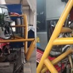 নিয়ন্ত্রণ হারিয়ে টোলপ্লাজায় বাসের ধাক্কা