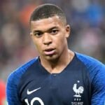 ফ্রান্স ফুটবল প্রধানের মন্তব্যে ক্ষুব্ধ এমবাপ্পে