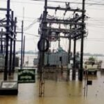 বাড়ছে পানি, পুরো সিলেটে বিদ্যুৎ বিচ্ছিন্ন হয়ে পড়ার আশঙ্কা