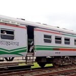 রাজশাহীতে সাগরদাড়ি ট্রেনে আগুন