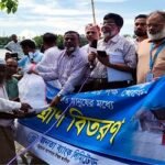 গোলাপগঞ্জে জনতা ব্যাংক রিটায়ার্ড এক্সিকিউটিভ এন্ড অফিসার্স ফোরামের ত্রাণ বিতরণ