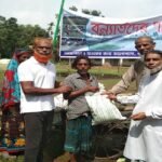 হাওরের জন্য ভালোবাসা’র উদ্যোগে ত্রাণ বিতরণ