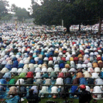 লাখো মুসল্লির উপস্থিতিতে শোলাকিয়ায় ঈদ জামাত অনুষ্ঠিত