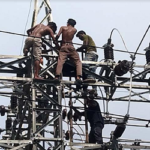 ঝালকাঠি বিদ্যুৎ পৃষ্টে শ্রমিক গ্রুত্বর আহত