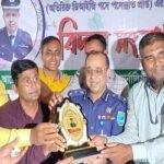 বিদায়ী পুলিশ সুপারকে সাংবাদিকদের সংবর্ধনা