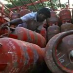 ভারতের চার শহরে কমল গ্যাসের দাম, সর্বোচ্চ মূল্যহ্রাস কলকাতায়