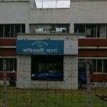 চার ঘন্টায়ও ডাক্তার আসেনি,অ্যাম্বুলেন্সে সন্তান প্রসব