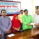 বীরগঞ্জে শারদীয় দুর্গোৎসব উদযাপনে ও অসচ্ছল সনাতন ধর্মাবলম্বীদের মাঝে অনুদানের চেক বিতরন