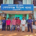 সাবেক ইউপি সদস্যের বাড়িতে ডাকাতি: আগ্নেয়াস্ত্রসহ ৪ ডাকাত গ্রেপ্তার   