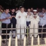 চিলাহাটিতে বোনের কবর জিয়ারত করেন, তথ্যমন্ত্রী হাসান মাহমুদ