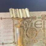 ২৪ ক্যারেটের স্বর্ণের তৈরি কোরআন প্রদর্শনী