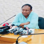 কয়েকটি দেশের গম আসছে, বাজার স্বাভাবিক হয়ে যাবে : বাণিজ্যমন্ত্রী