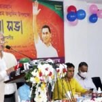 লুটপাট মানি লন্ডারিংয়ের কারণে ব্যবসায় বিপর্যয় : মির্জা ফখরুল