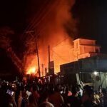  নোয়াখালীতে ৮ দোকান আগুনে পুড়ে ছাই 