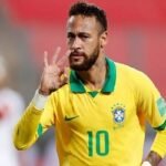 পেলে ও রোনাল্ডোকে স্পর্শ করলেন নেইমার