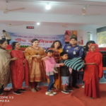 শীতার্তদের মাঝে উষ্ণতা ছড়িয়ে দিলেন পুনাক সভানেত্রী