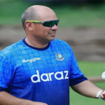 অবশেষে পদত্যাগ করলেন রাসেল ডমিঙ্গো