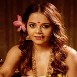 সন্তানসম্ভবা, তাই দ্রুত বিয়ে করলেন দেবলীনা?