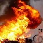 প্যারিসের পুলিশের সঙ্গে কুর্দিদের সংঘর্ষ, গাড়িতে আগুন