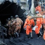 চীনে সোনার খনিতে আটকা পড়েছেন ১৮ জন