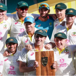 কিয়ারার গালে হঠাৎ চুমু বরুণের, যা করলেন প্রেমিক সিদ্ধার্থ?