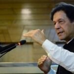 ইমরান খান বললেন, সাবেক সেনাপ্রধান বাজওয়া তার পিঠে ছুরি মারেন