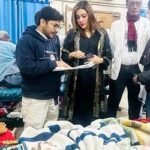 ছাত্রলীগ নেতাকে দেখতে হাসপাতালে নায়িকা মাহি