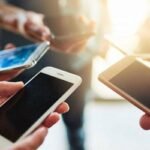 মোবাইলের ক্ষতিকর রশ্মি থেকে বাঁচার উপায়