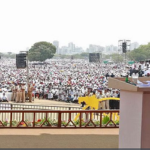প্রচণ্ড গরমে খোলা আকাশের নিচে সরকারি অনুষ্ঠান, ১১ জনের মৃত্যু