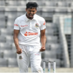 ১৫৫ রানের লিড পেল বাংলাদেশ, শুরুতেই ৩ উইকেট নেই আইরিশদের