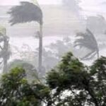 ২০ জেলায় ৬০ কিলোমিটার বেগে ঝড়ের পূর্বাভাস