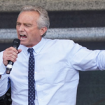 যুক্তরাষ্ট্রের প্রেসিডেন্ট প্রার্থী হলেন কেনেডি জুনিয়র