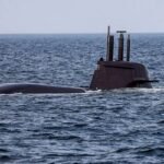 মধ্যপ্রাচ্যে গাইডেড মিসাইল সাবমেরিন পাঠাচ্ছে যুক্তরাষ্ট্র