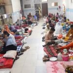 ডেঙ্গু আক্রান্ত কোনো রোগীকে ঢাকায় স্থানান্তর না করার নির্দেশ