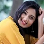 এফডিসি থেকে ফারিণের আইফোন চুরি, থানায় জিডি