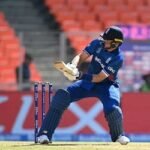 ১১৮ রানে ৪ উইকেট হারাল ইংল্যান্ড