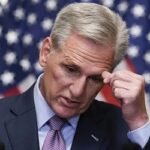 ভোটে হেরে স্পিকারের পদ হারালেন ম্যাকার্থি