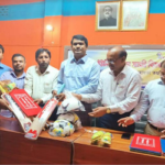 দুর্গাপুরে ক্রীড়া সামগ্রী বিতরণ