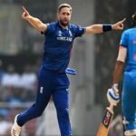 ২৭ রানেই ২ উইকেট হারাল ভারত