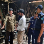  কাপড়ের রঙে তাল মিছরি তৈরী,১ লক্ষ টাকা জরিমানা