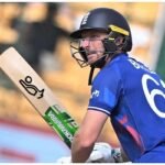 ৪ উইকেট হারিয়ে বিপাকে ইংল্যান্ড